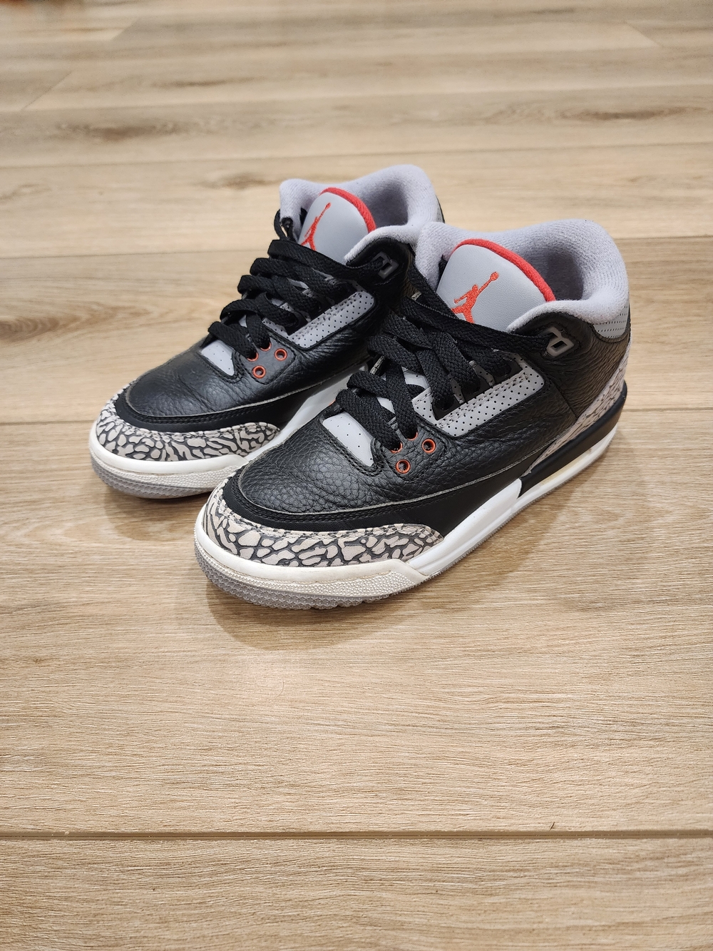 Jordan 3 Black Cement
